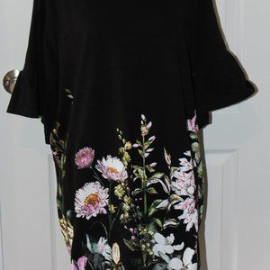 Lane Bryant Floral Tshirt size 22/24